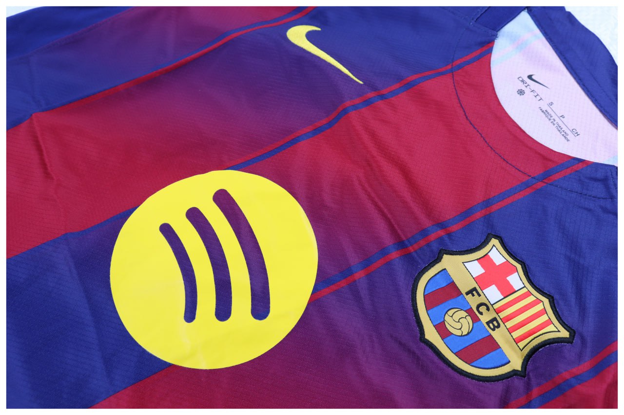 تيشرت برشلونة الاساسى 2025-2026 مستورد