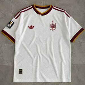 تيشرت منتخب إسبانيا الاحتياطي 2026 أبيض